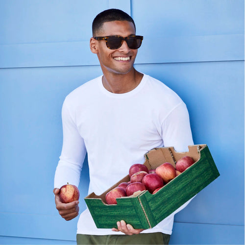 Qualifin Shop Fruit of the Loom Iconic 150 Classic T Shirt long sleeve Model weiß